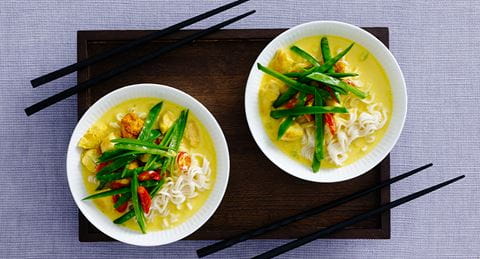 recipe image Thaisuppe med citrongræs og kylling