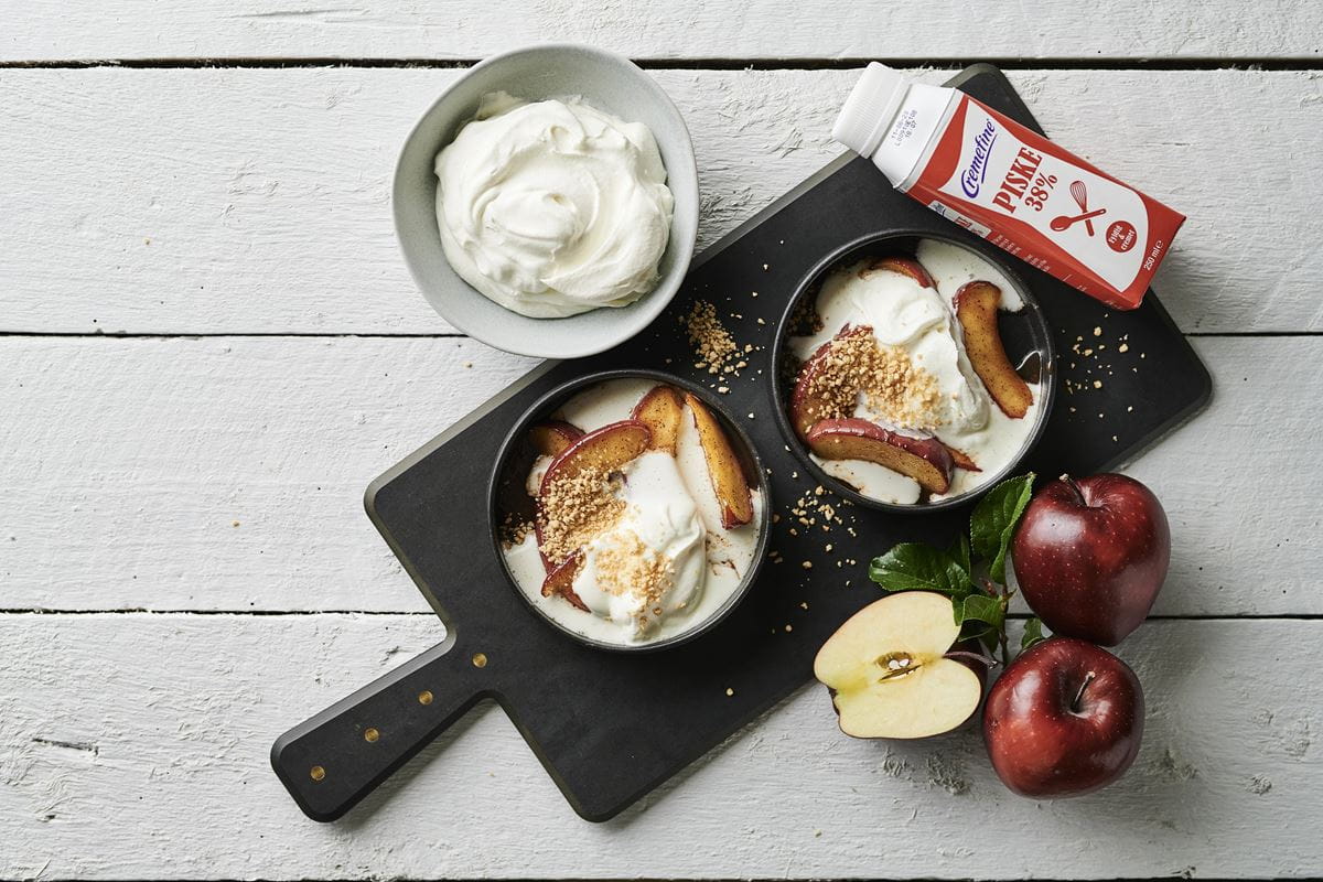 recipe image Karamelliseret Æblekage